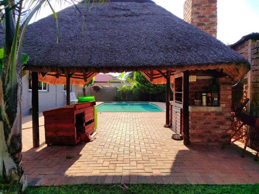 3 Bedroom Property for Sale in Stilfontein Ext 4 North West